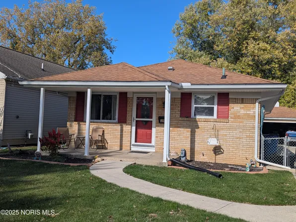 1933 Watts Ave, Oregon, OH 43616