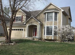 7508 N Oakland Ave, Kansas City, MO 64158