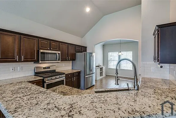 1433 Villa Paloma Blvd — Photo 8