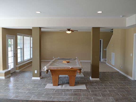 5th image of 110 Jasmine Ct