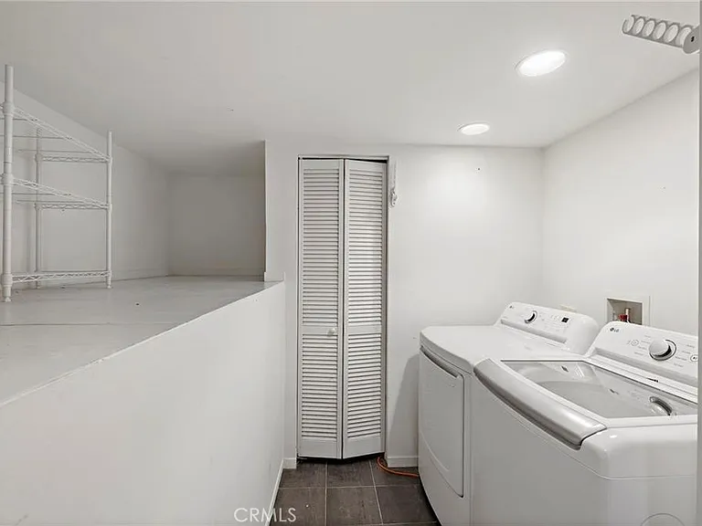 599 Alta Vis — Photo 10
