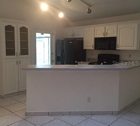 2nd image of 108 Northlake Dr #808