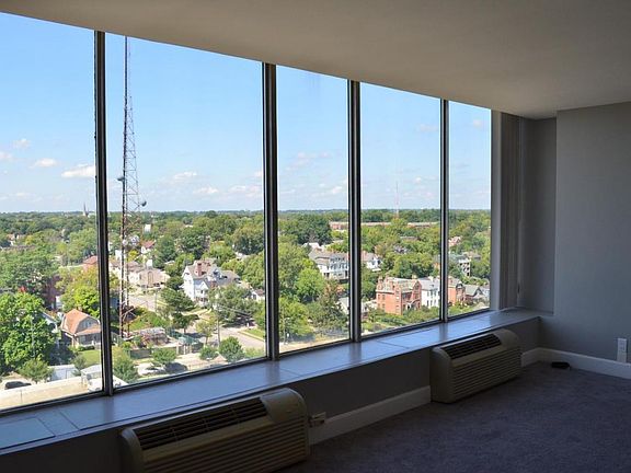 4th image of 810 Matson Pl Unit 1206