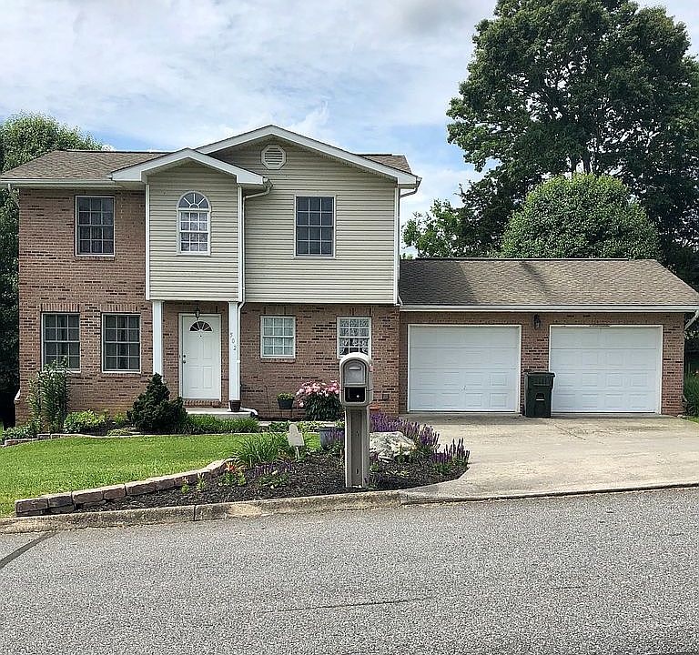 1st image of 502 Crystal Springs Cir