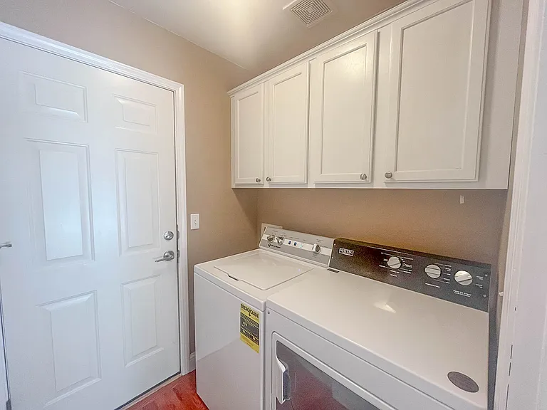 16840 SE Humidor St — Photo 22