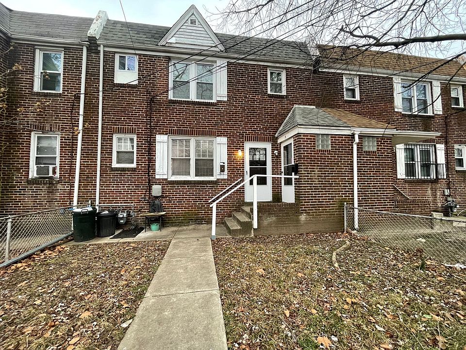 1st image of 511 Pfeiffer St APT B
