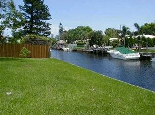 1600 NE 63rd Ct, Fort Lauderdale, FL 33334