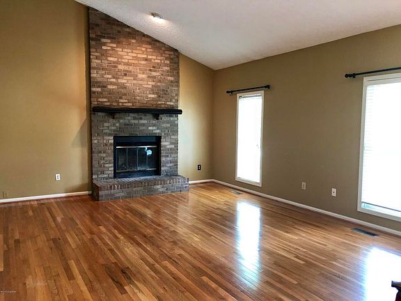 3rd image of 2803 Jomarie Ct