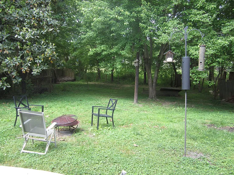 609 Bynum St — Photo 8