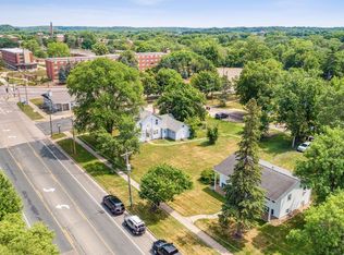 112 W Cascade Ave, River Falls, WI 54022