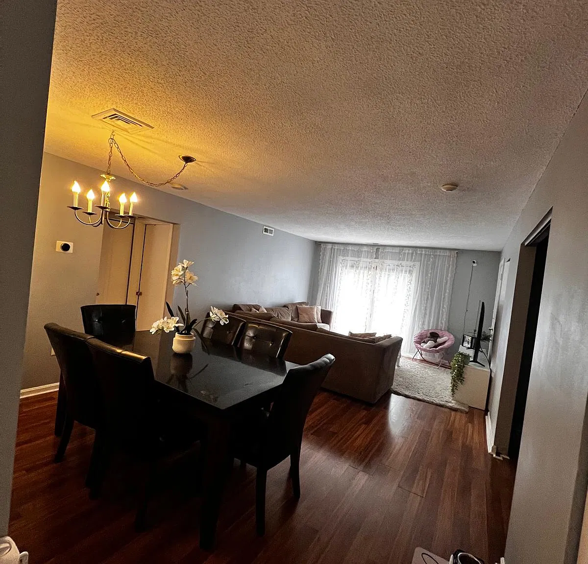 373 Aiken Ave — Photo 3