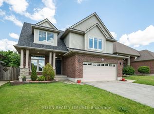 11 Kensington Ct, Saint Thomas, ON N5R 0A3
