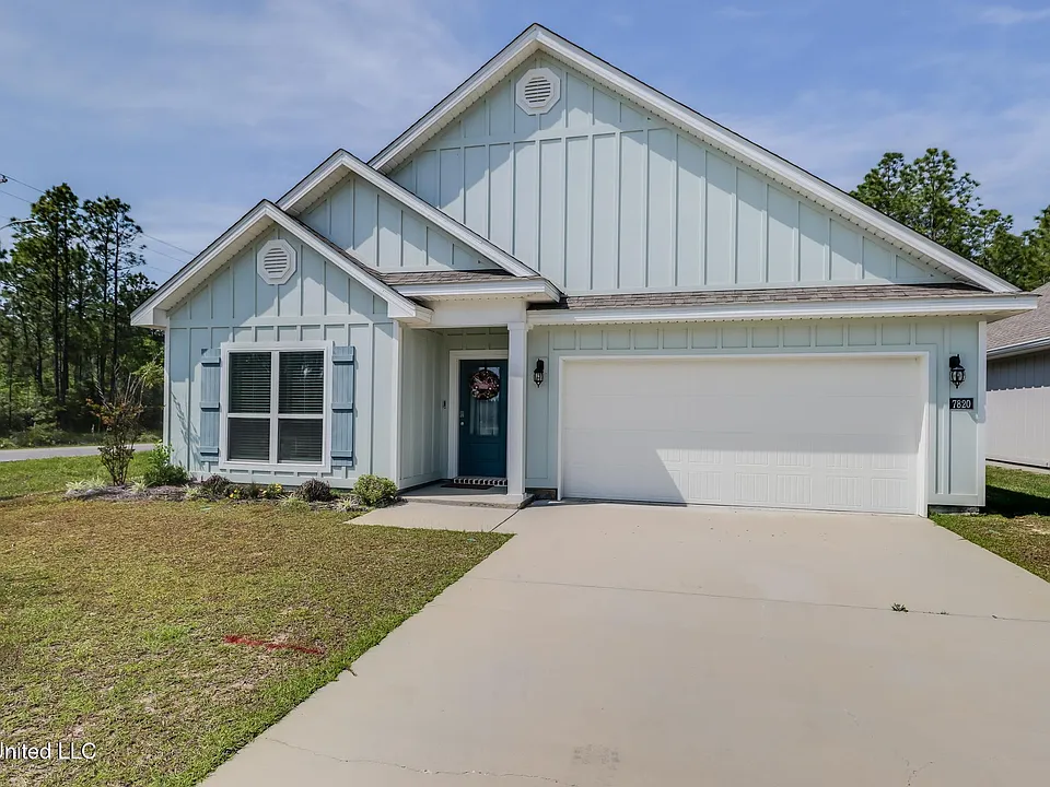 7820 Coral Ln