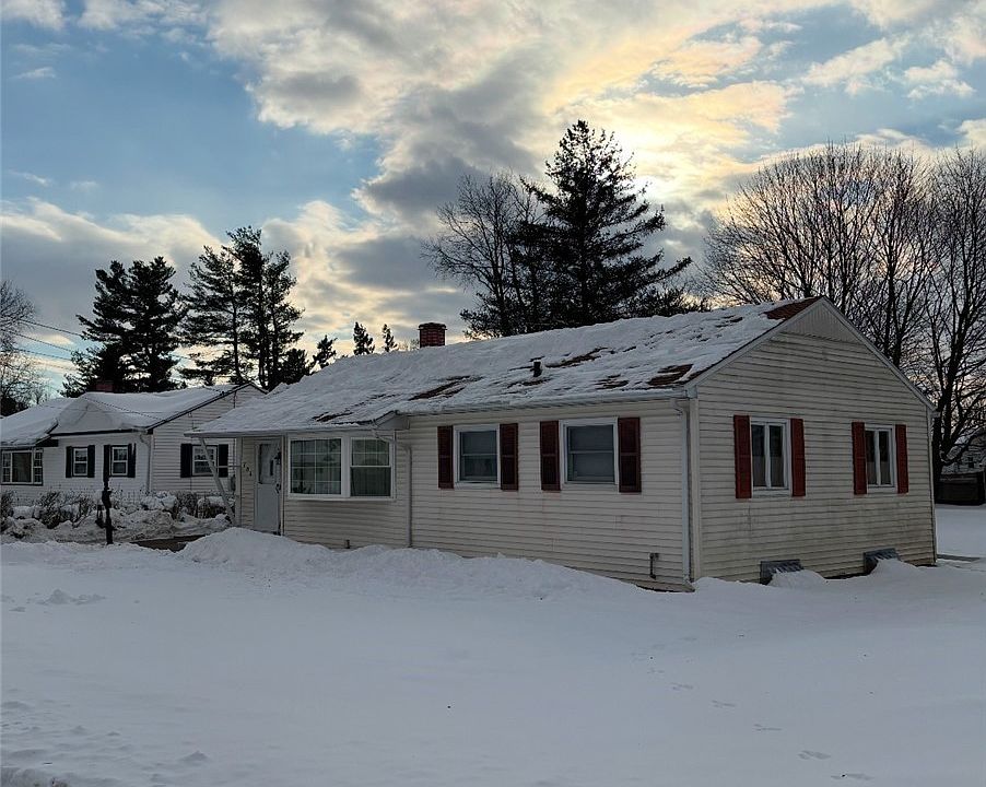 1st image of 704 Burth Pl