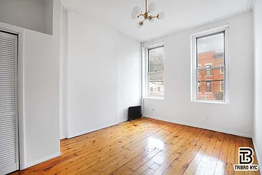 47-44 Vernon Boulevard