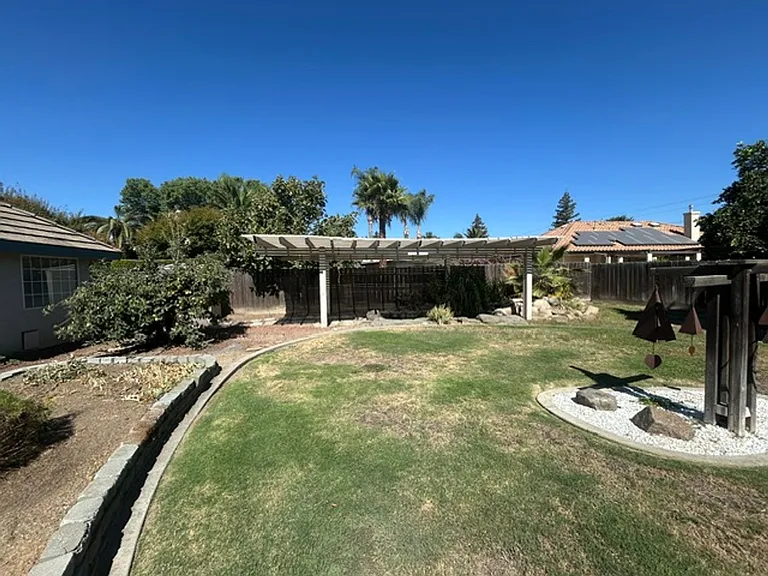 5730 W Laura Ct — Photo 54