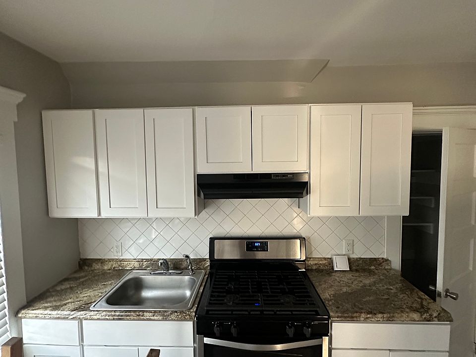 1st image of 85 Hubinger St #3