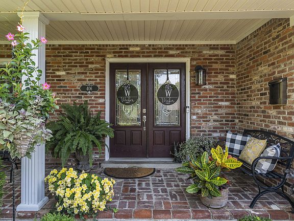 5th image of 406 Leawood Dr