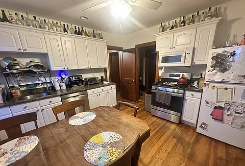 29-33 Iroquois St #1 Photo 1
