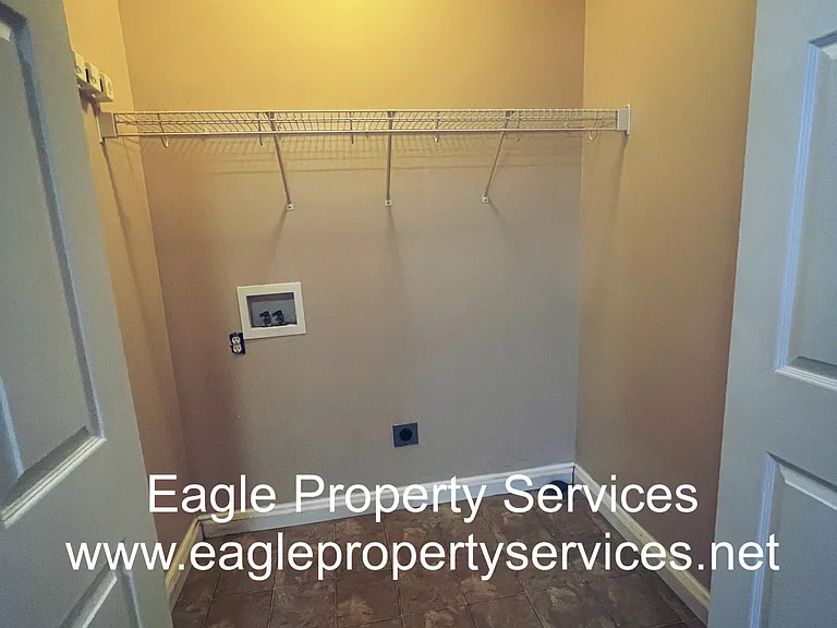 1527 Ashton Woods Way — Photo 7