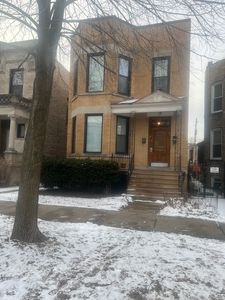 2624 N Francisco Ave, Chicago, IL, 60647