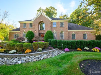 242 Forest Ln, North Brunswick, NJ, 08902