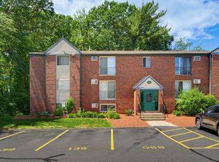 123 English Village Rd APT 202, Manchester, NH 03102