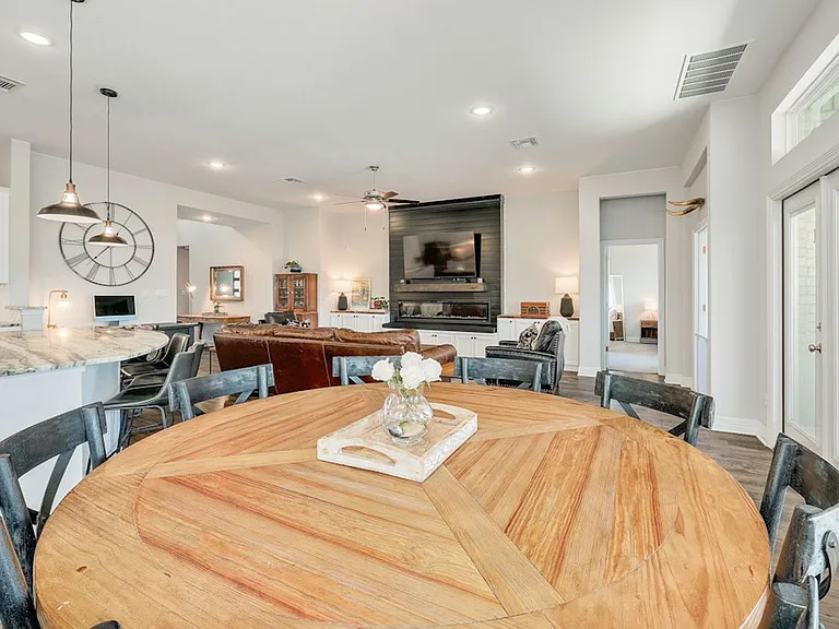 805 Karst Cv — Photo 11