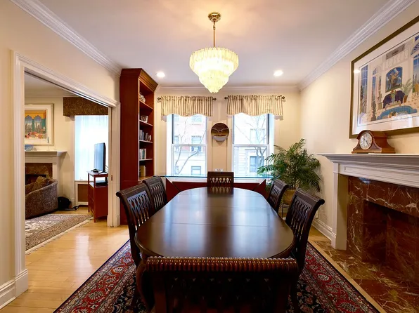 311 W 97th St APT 2W, New York, NY 10025