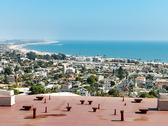 3rd image of 844 Khyber Dr