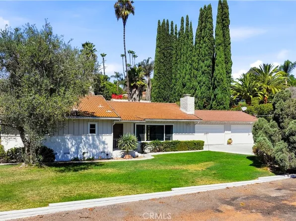 1613 Encino Dr, Escondido, CA 92025