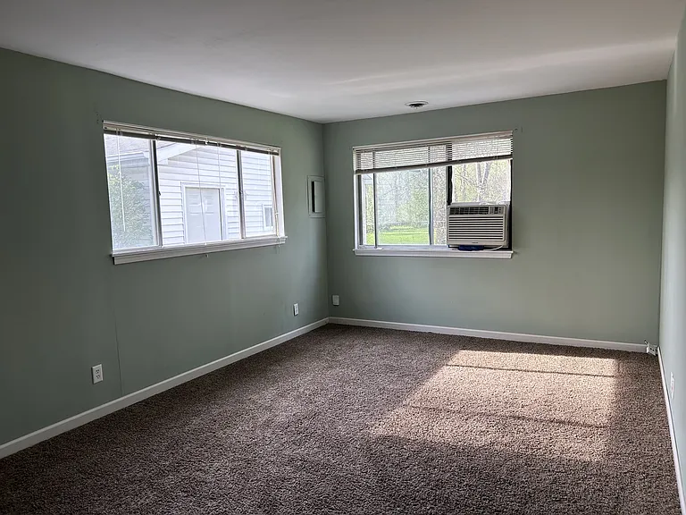 4024 W Webster Rd — Photo 18