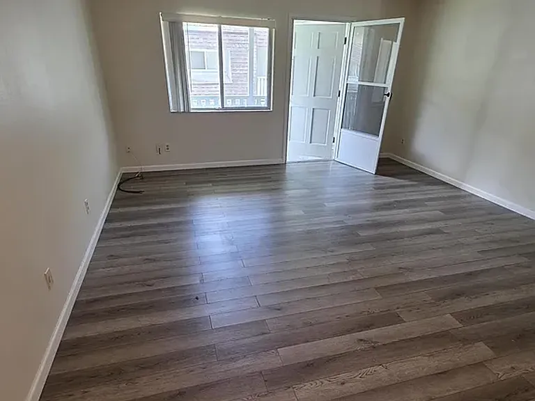 55 Vining Ct #206 — Photo 5