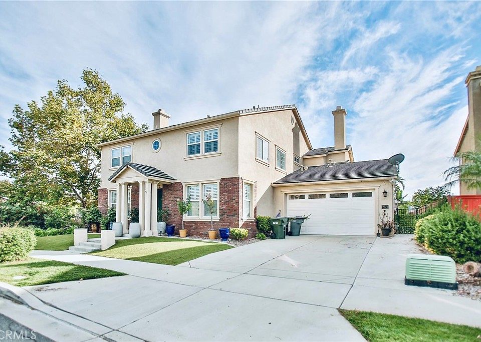 1st image of 2971 Burnet Dr