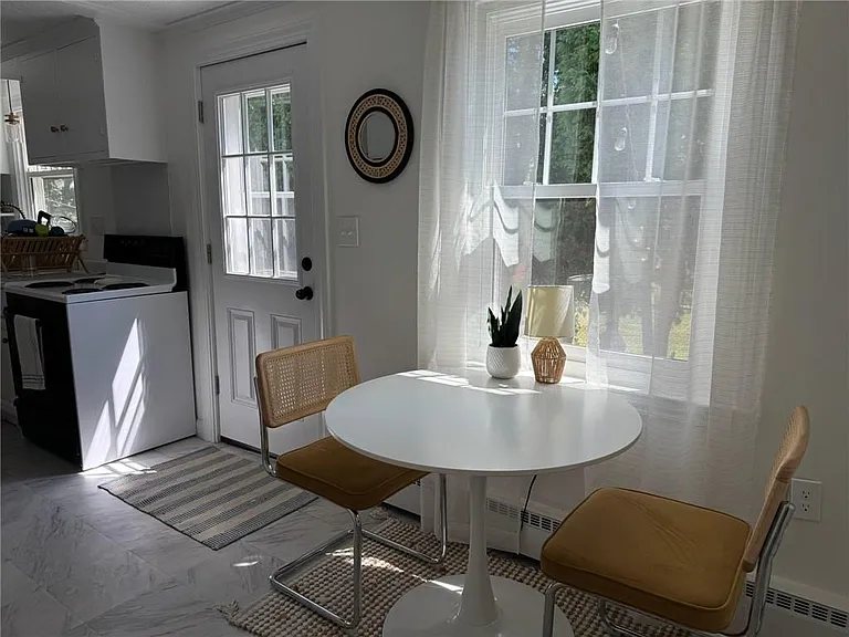 41 Dudley Ave — Photo 14