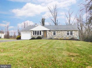 926 Bent Rd, Hatfield, PA 19440
