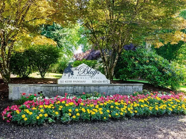 The Bluffs at Mountain Park, 50 Kerr Pkwy #111, Lake Oswego, OR 97035