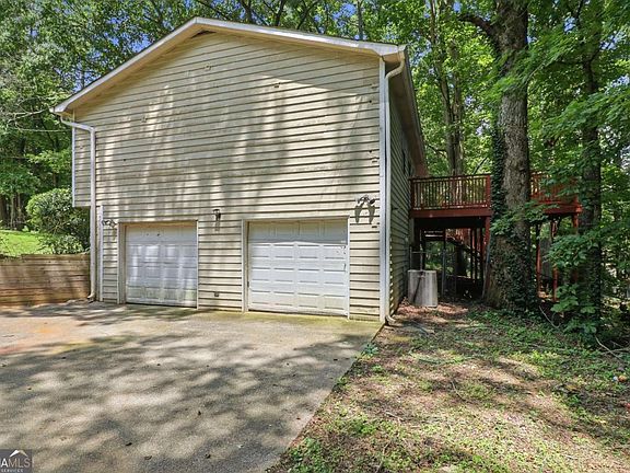 3rd image of 3750 Junior Ln