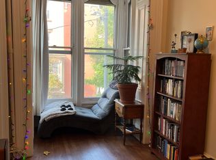 122 2nd St APT 2F, Troy, NY 12180