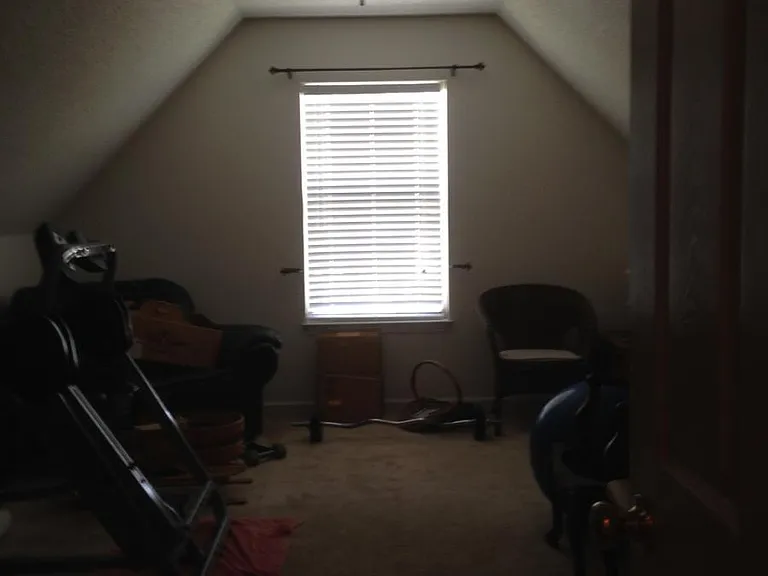 BedRoom Over Garage