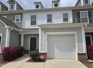 49 Willow Green Dr, Clayton, NC 27527