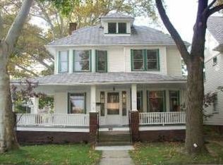 1520 Marlowe Ave, Lakewood, OH 44107