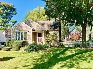 16 Horstman Dr, Glenville, NY 12302
