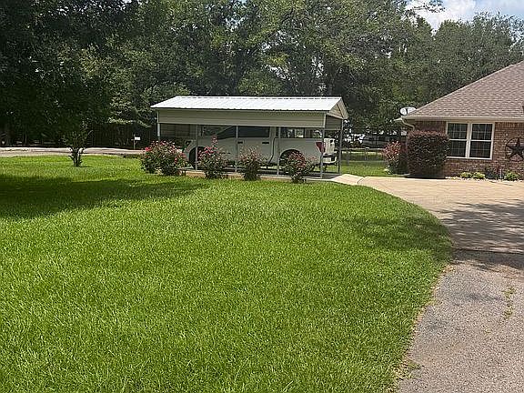 3rd image of 215 County Road 1451