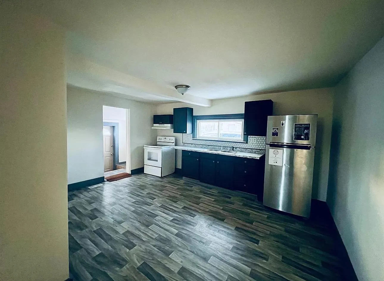 3118 N Water St — Photo 4