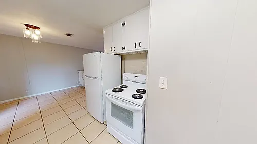 5687 Atlee Ave Photo 1