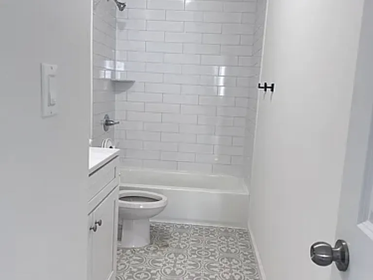 173 Burke Ave #1 — Photo 10
