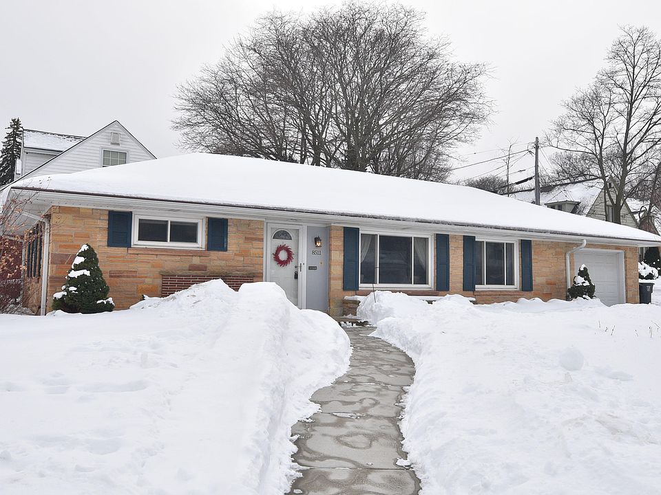 1st image of 8511 Ravenswood Cir