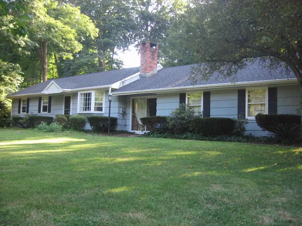 33 Toilsome Ave, Norwalk, CT 06851