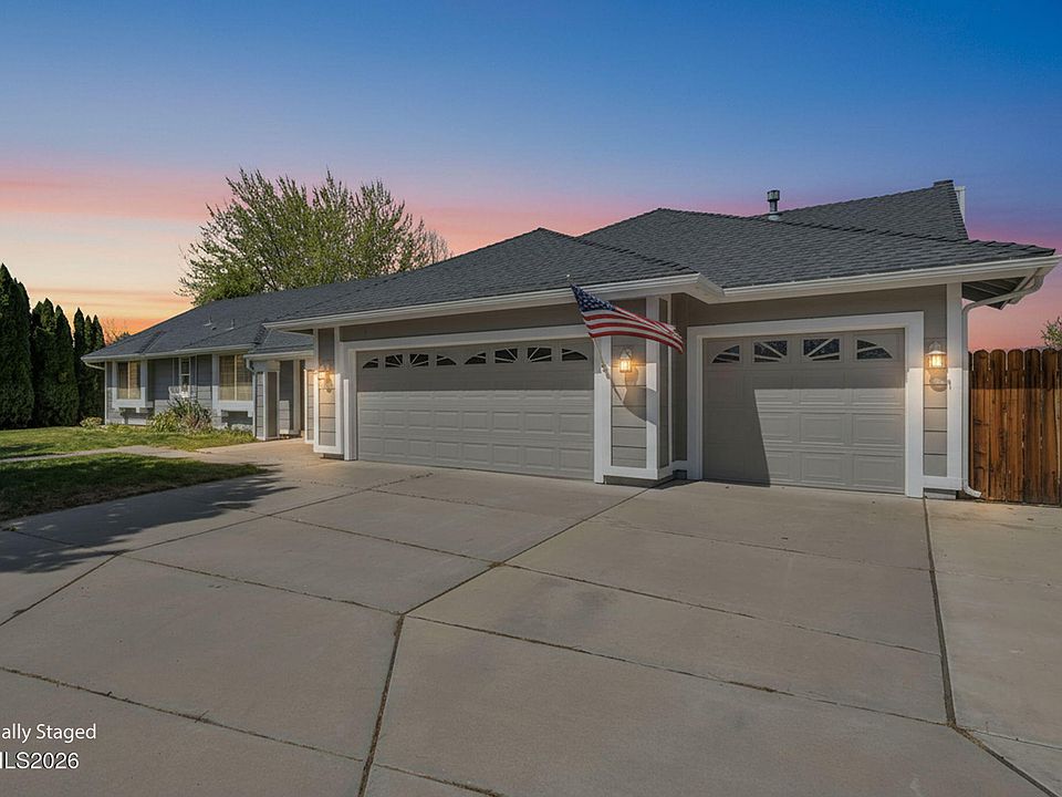 1st image of 25 Desert Peak Ct